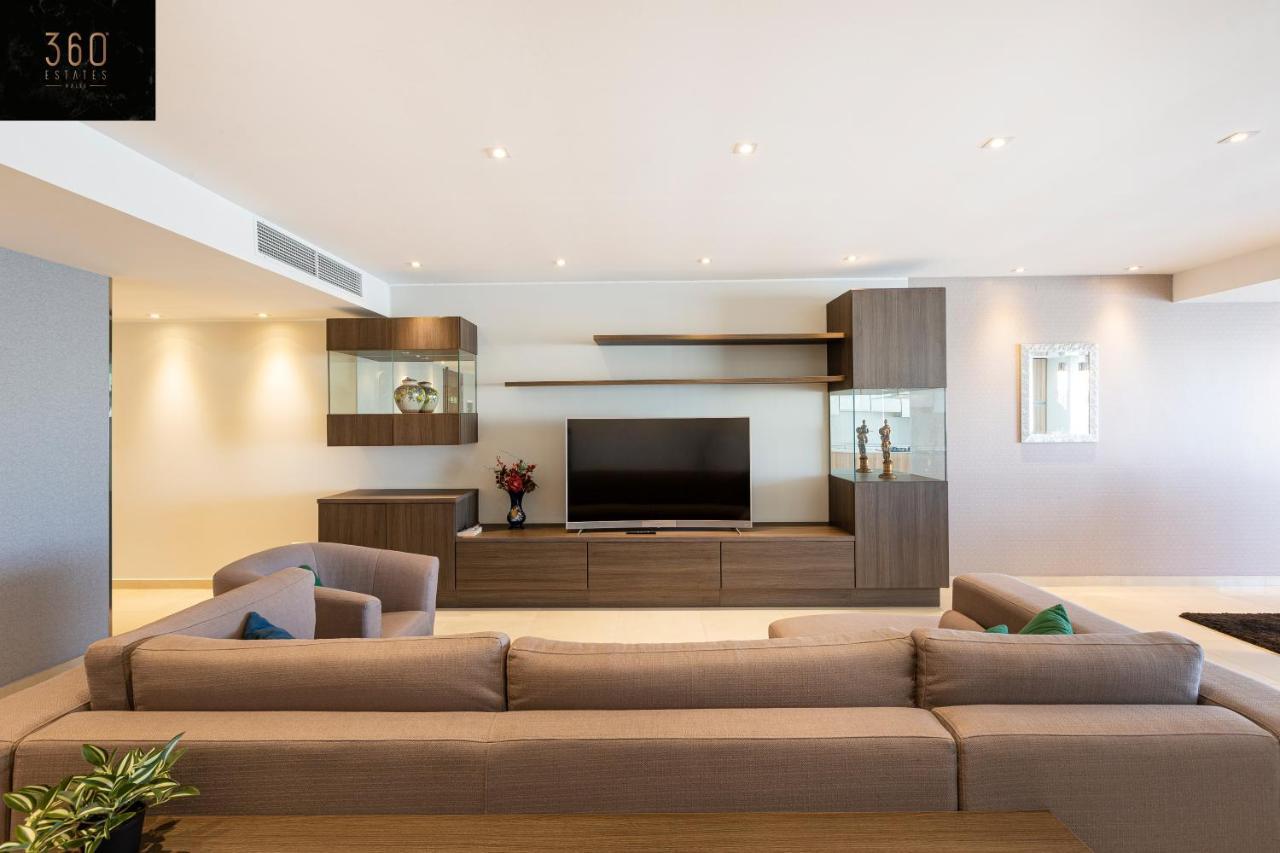 Seafront, Designer Apt With Private Terrace & Wifi By 360 Estates Pietà Exterior photo
